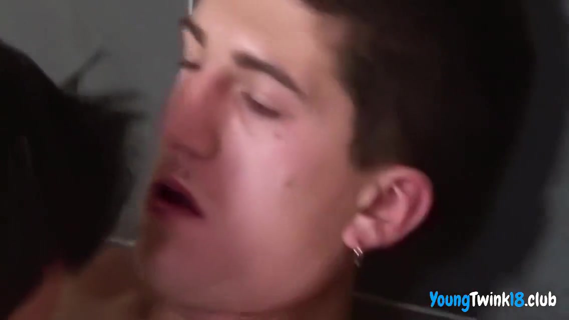 Gay Porn In Hot Twinks And Flip Flop Bareback Fuck 10 Min