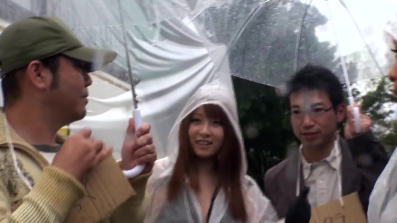 Kyoko Maki in Fuck Bus - CosplayInJapan