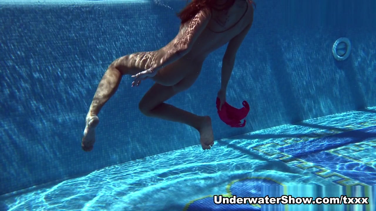 Tiffany Video - UnderwaterShow