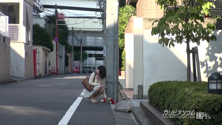 Madoka Adachi Shaved Step daughter was targeted by English teacher - Caribbeancom