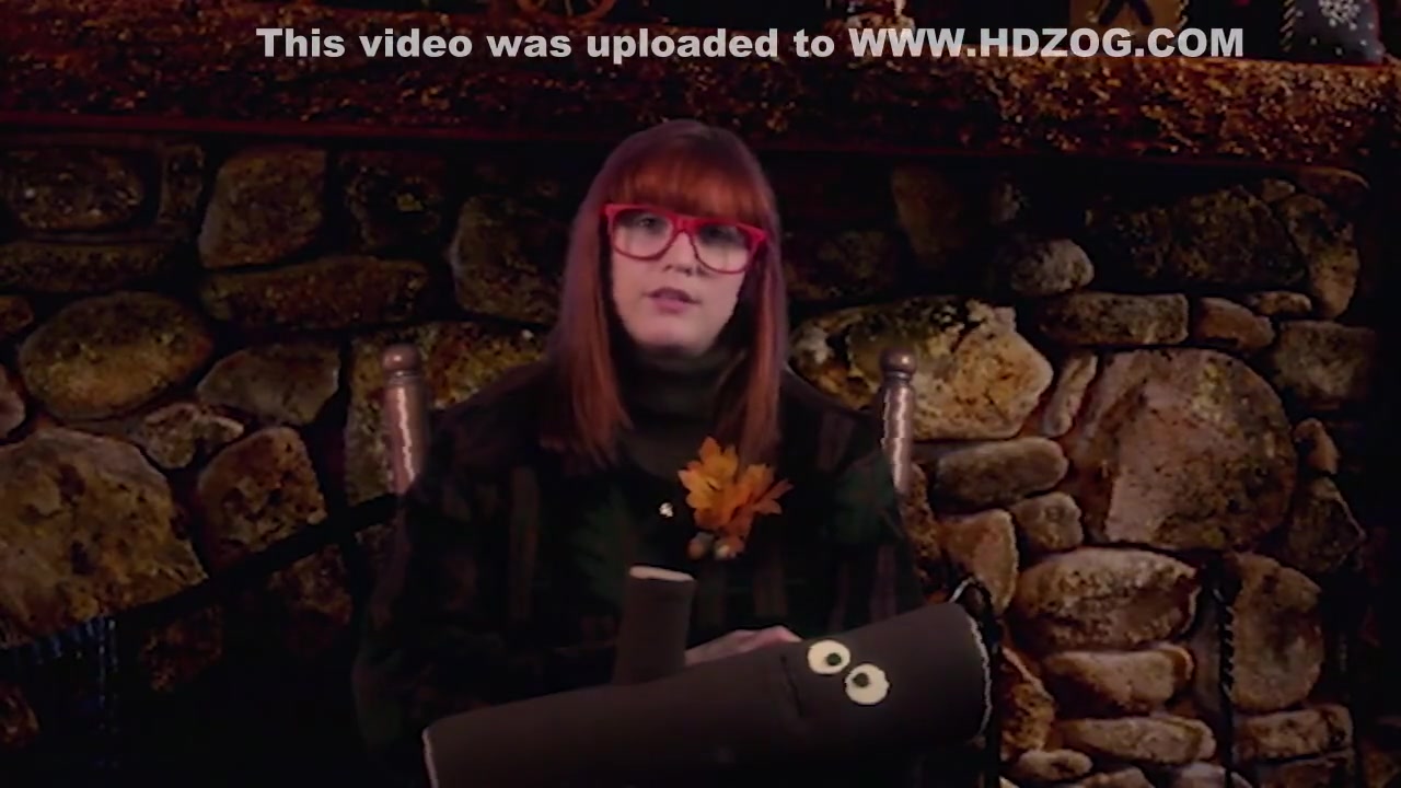 Horny Redhead Tries Her New Toys