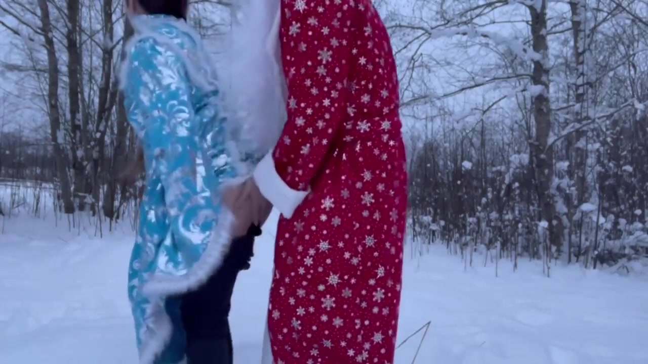 Frost Amused The Snow Maiden With His Dick. Miniature. Danakiss