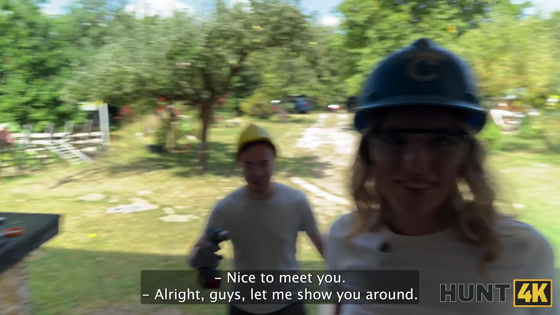 HUNT4K. Sexy handywoman Fanta Sie was seduced by a rich Hunter and fucked in his backyard