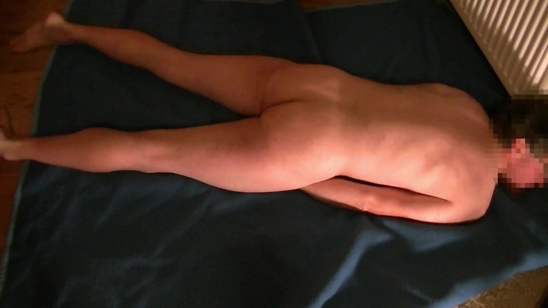 Hump Masturbation On A Blue Carpet