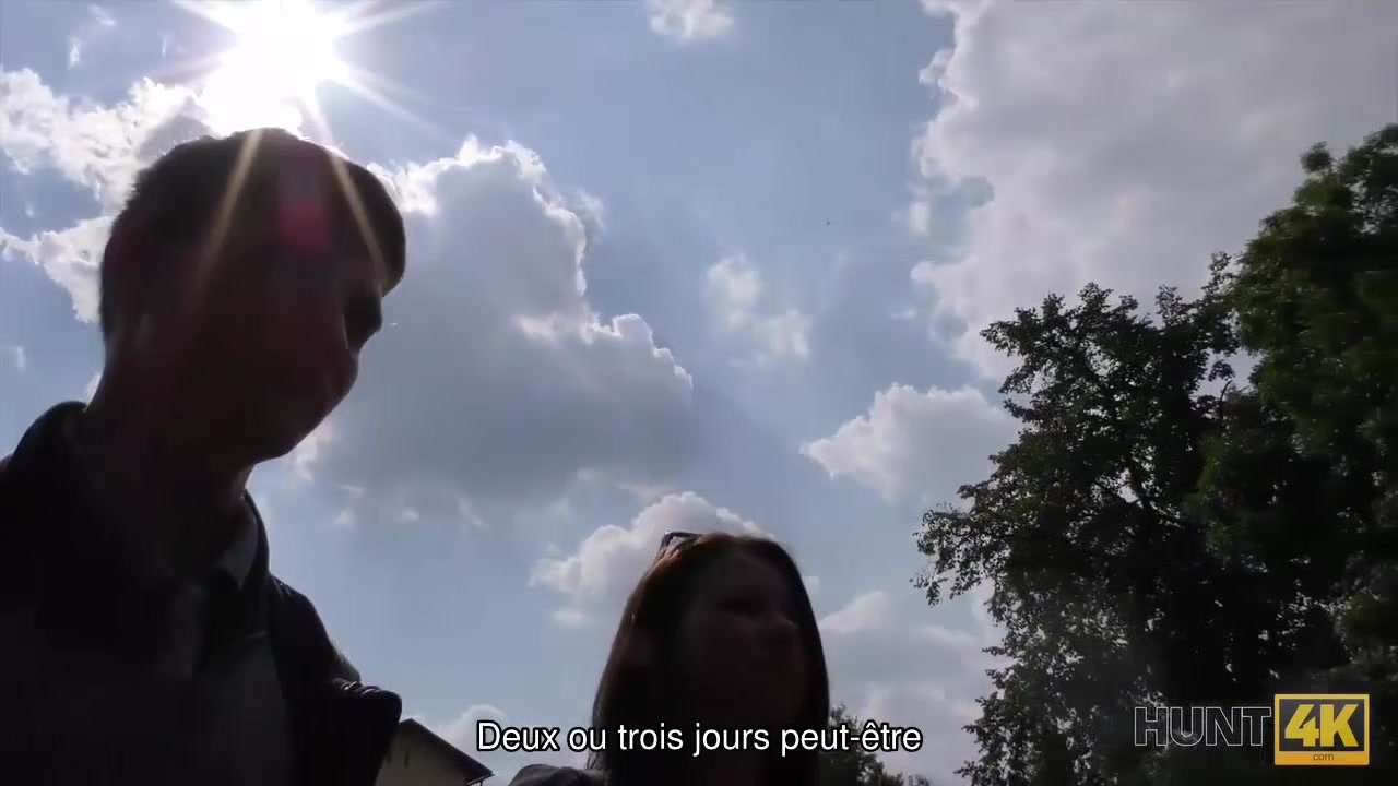 HUNT4K. El aventurero Denisse esta feliz de tener sexo por dinero en Praga