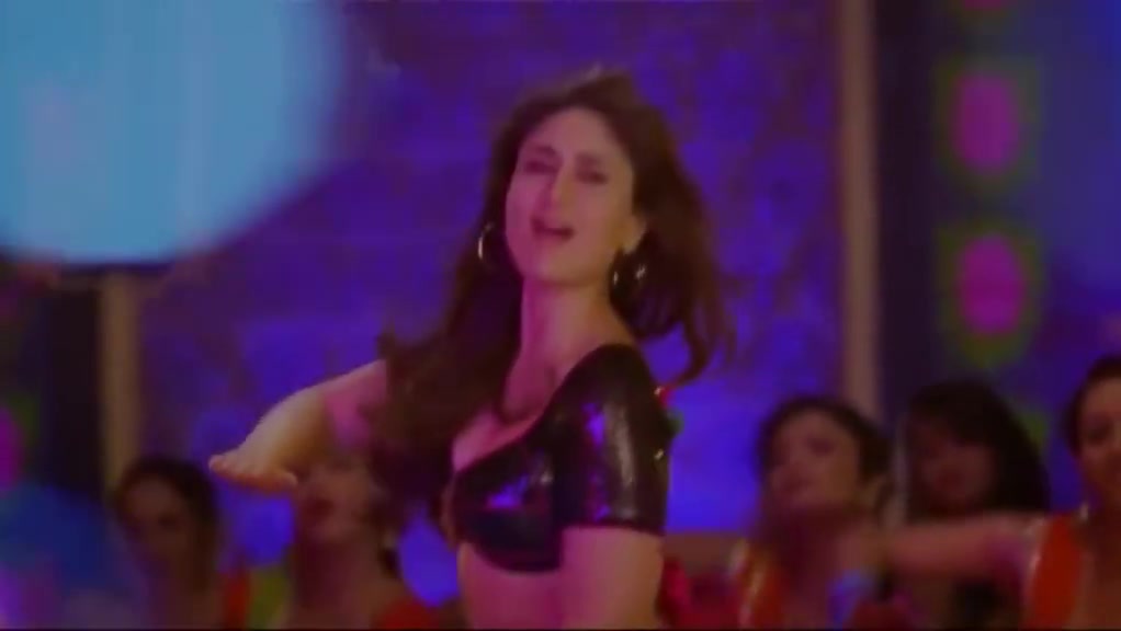 Kareena kapoor jerk off challenge fevicol se edition