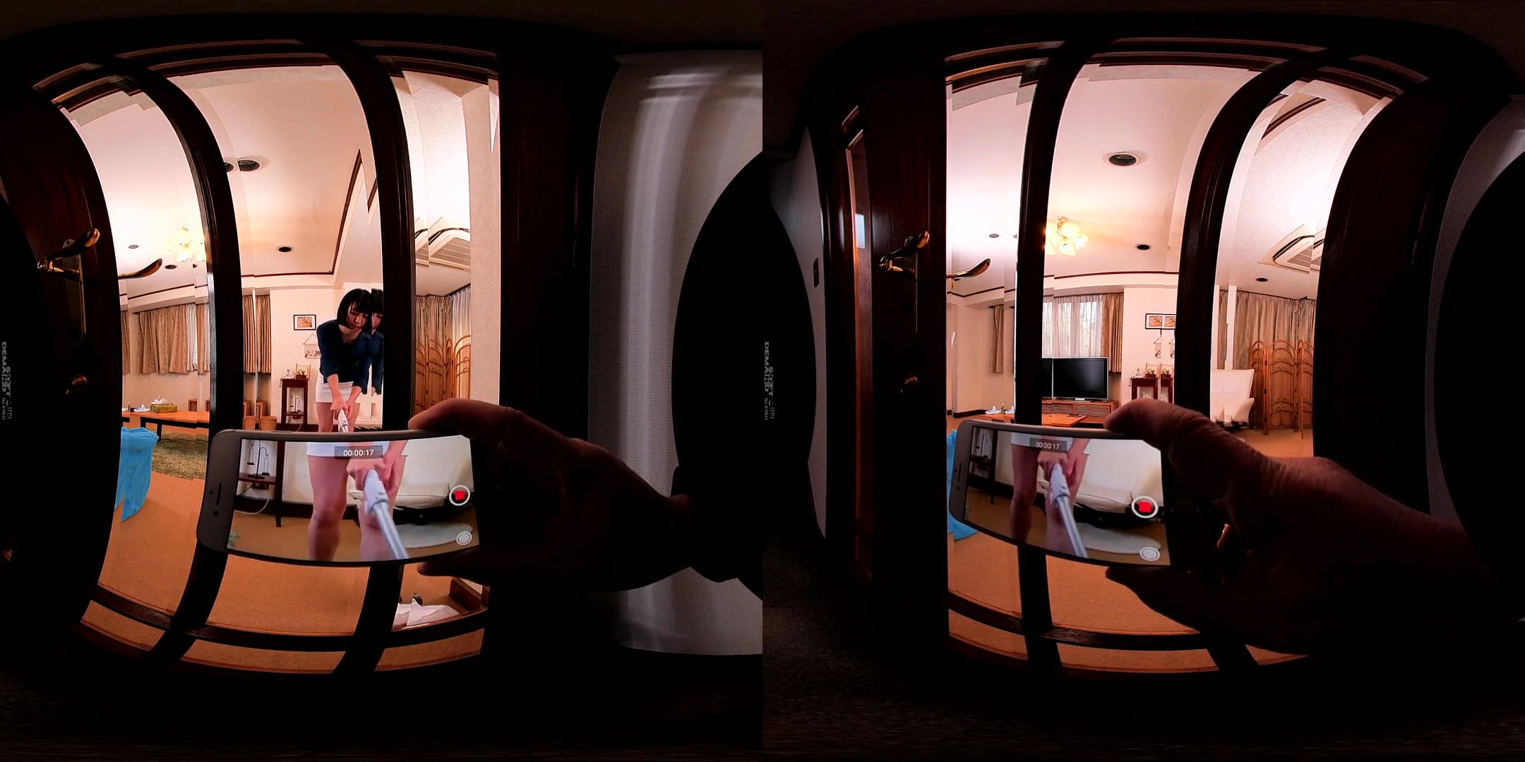 Zoomed-in Peeping VR 2 - Upskirt Downblouse