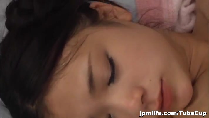 Kana Tsuruta naughty Asian milf is insatiable