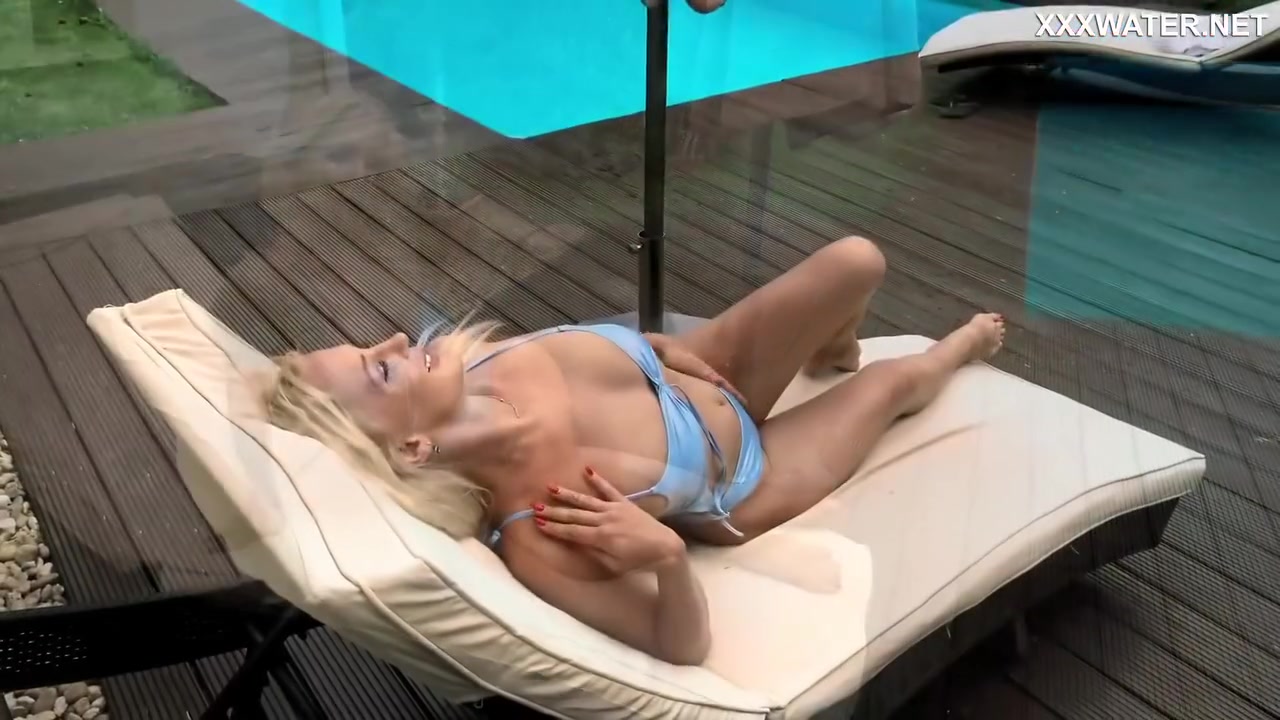 Emily Ross - Russias Best In And Out Of Pool