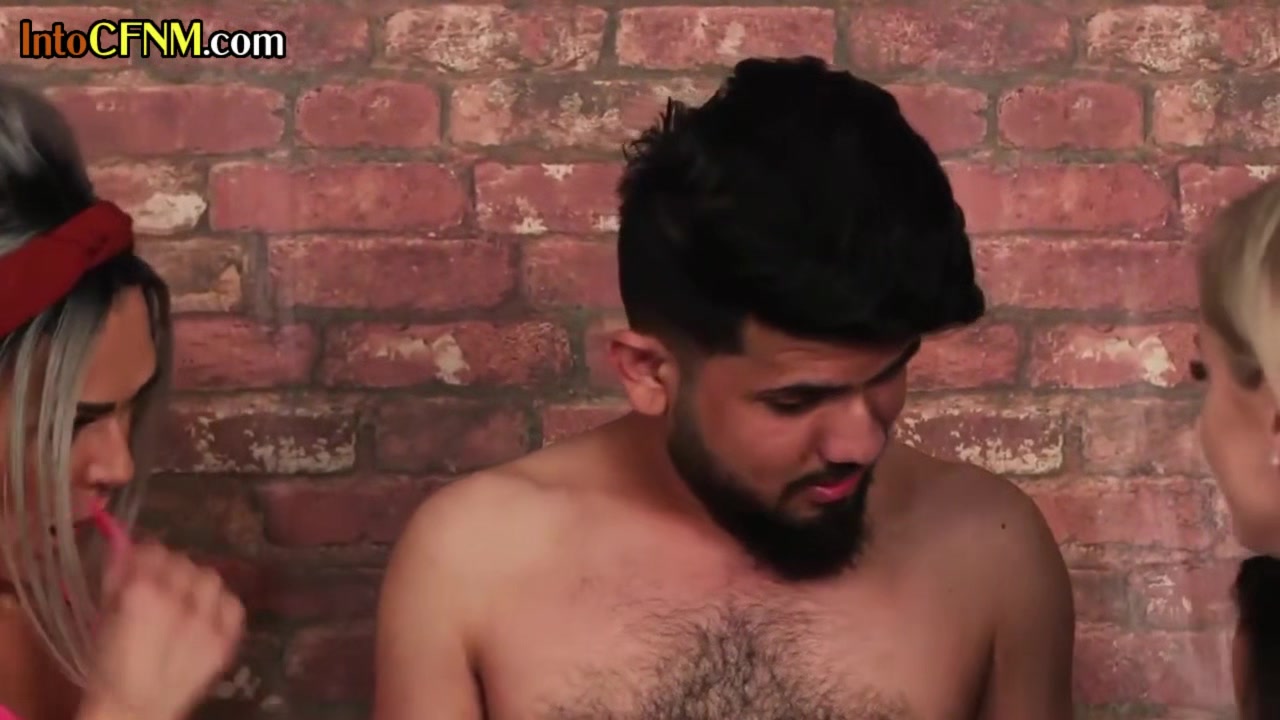 CFNM dominas jerking sub in this kinky exercise group