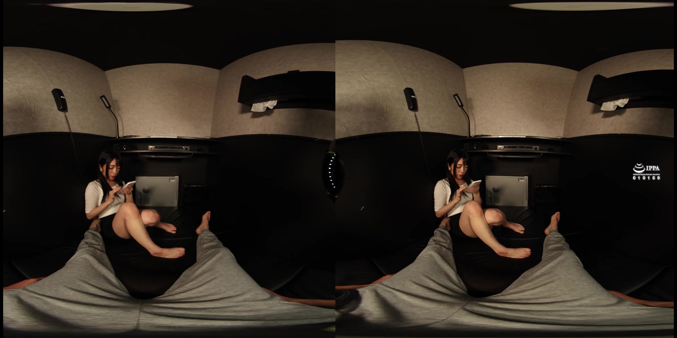 Riona Minami - Passionate Net-Cafe: Lifting Up her Clothes - CasanovA