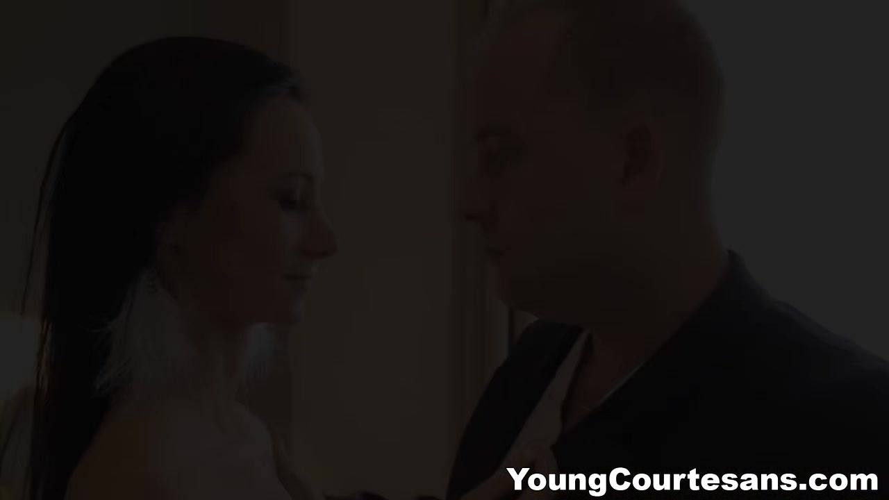Young Courtesans - Eveline Neill - A perfect first sex job