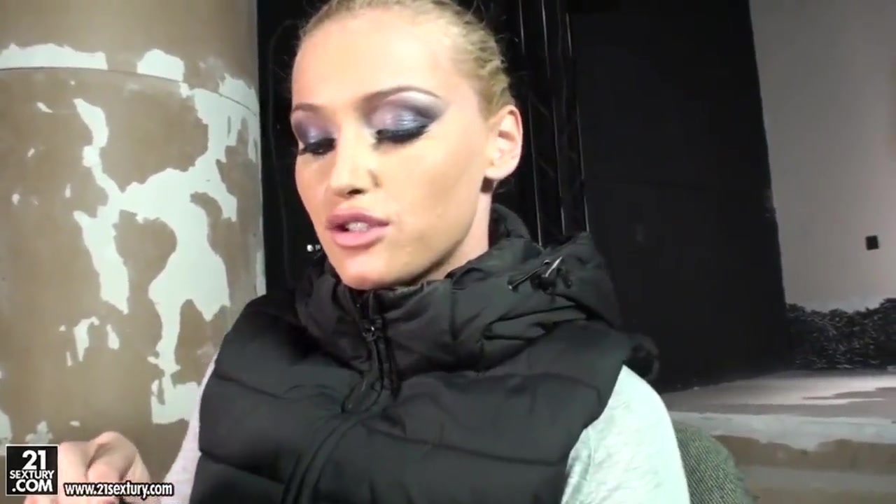 Kathia Nobili - hardcore soul, cougar's temperament in beautiful and sexy shell