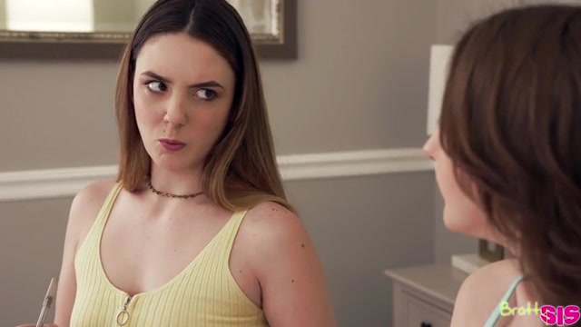 Step Sis Has The Best Cookies - S18:E5 - Brattysis