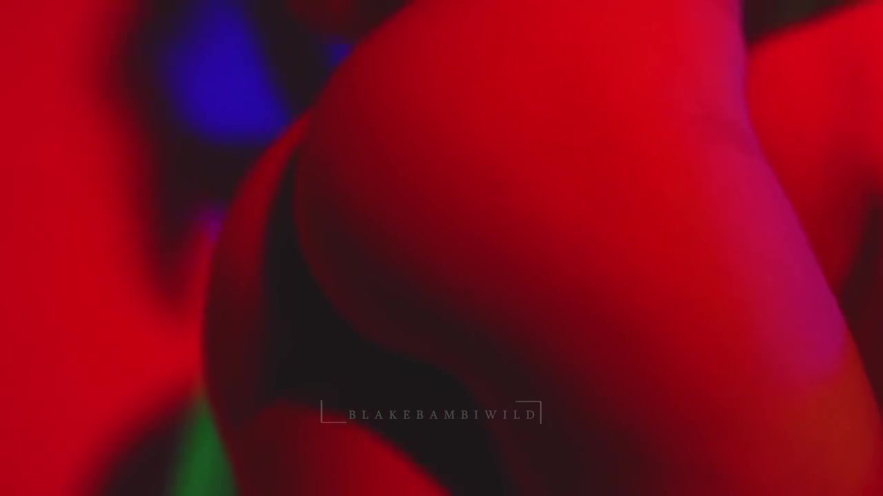 Real Lesbian Couple Kissing And Pussy Eating Against Wall