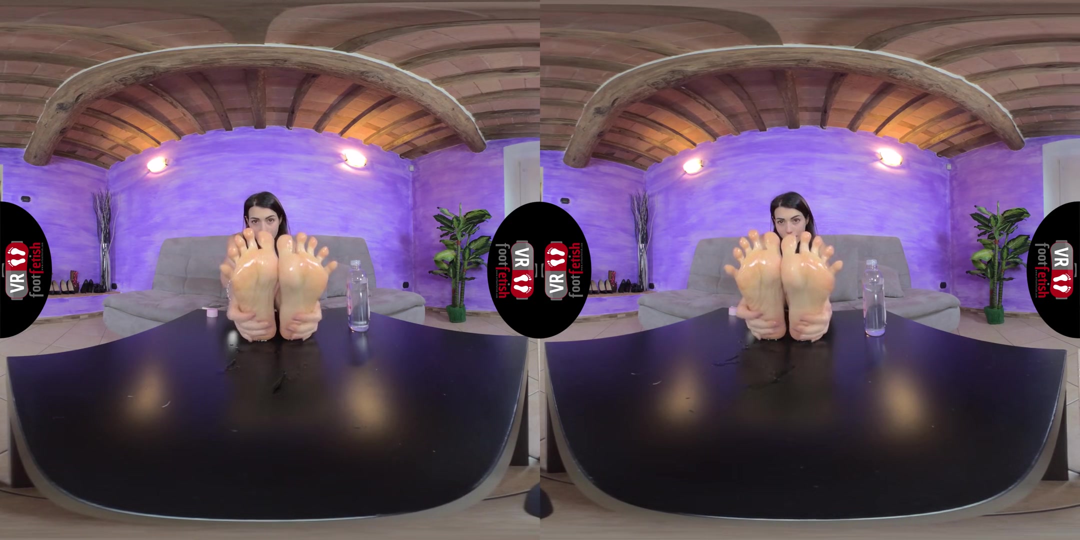 Super-hot Petra Spreads Her Delicious Toes And Wears Transparent Open-toe Sandals; Foot Fetish Virtual Reality Solo