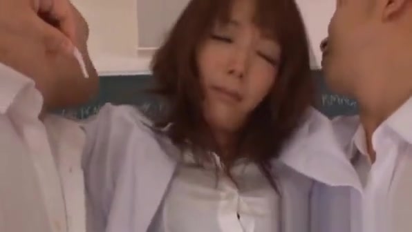Gets Her Sexy Foot Licked And Pussy Toyed