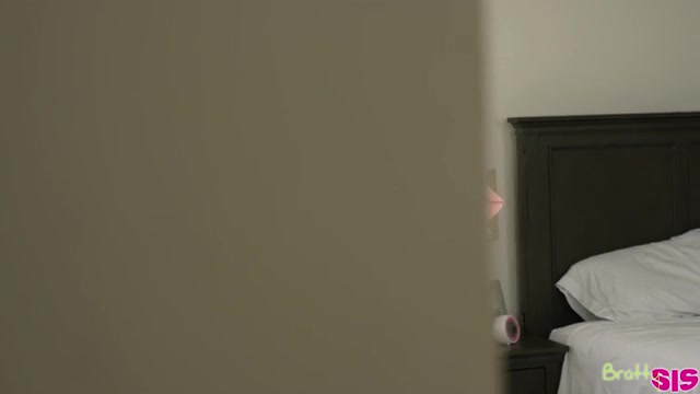 Is My Pussy Too Tight - S30:E7 - Brattysis