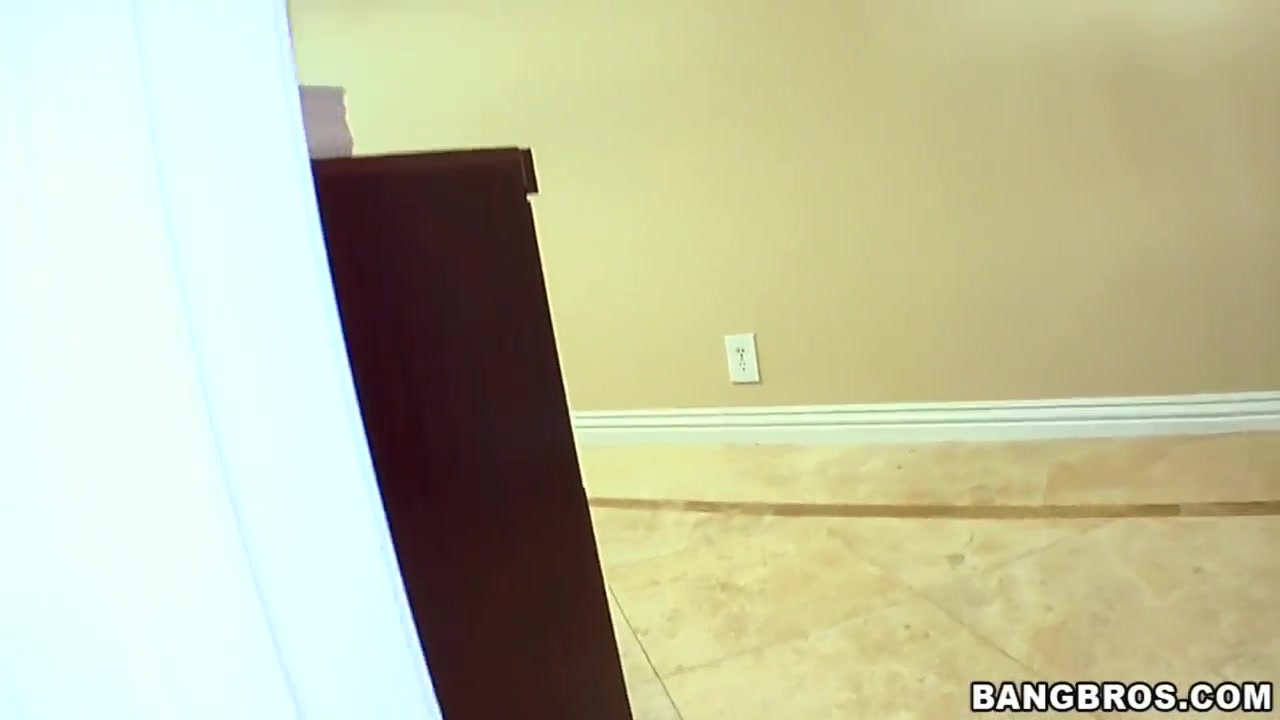 Kylee Reese can't lose a chance to swallow a big black cock
