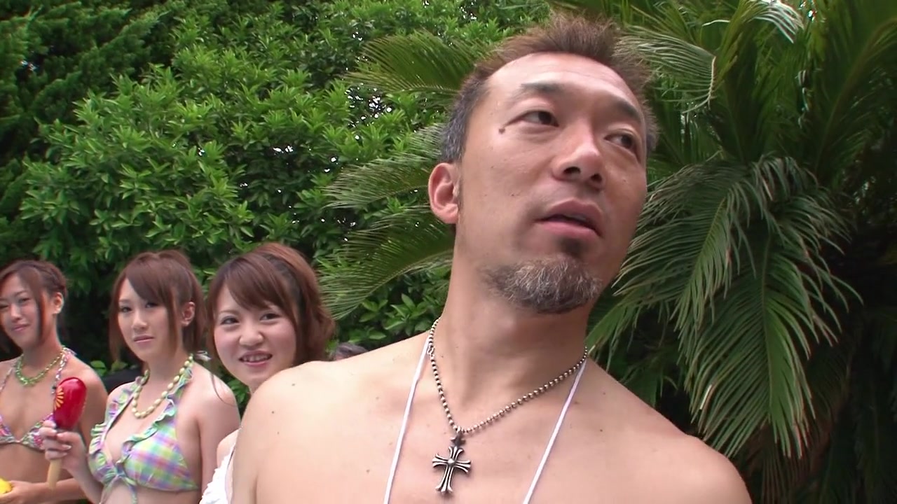 Asian girls want some hot stuff outdoors by Slamming Asian Orgies