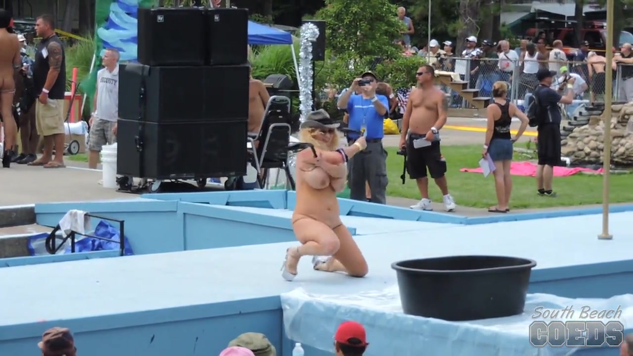 Video From The Entire 2014 Sunday Show Shot By Glenn 3 Of 5 - SouthBeachCoeds