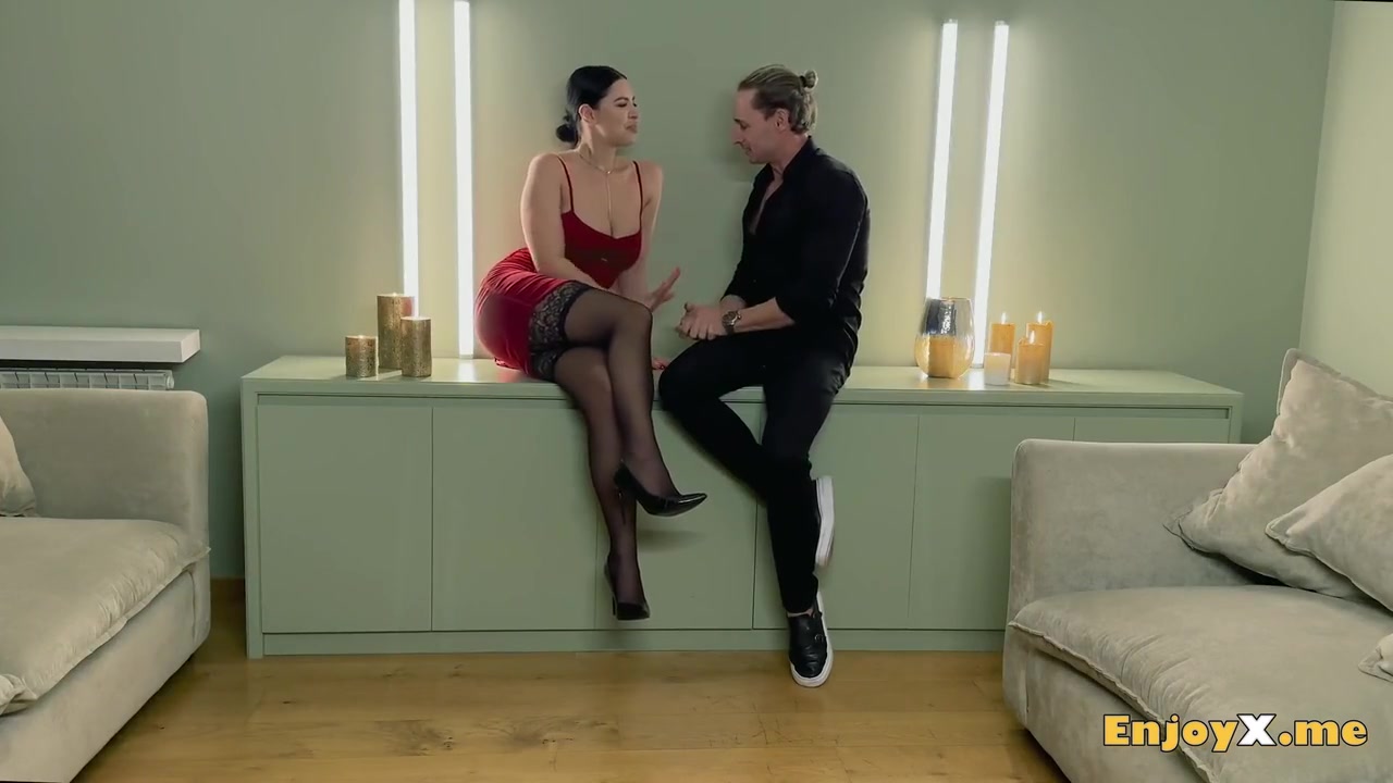 Marcello Bravo, Super Sexy And Kira Queen In Horny Spaniard With A Giant Pecker Makes Unload Like A Sex Industry Star