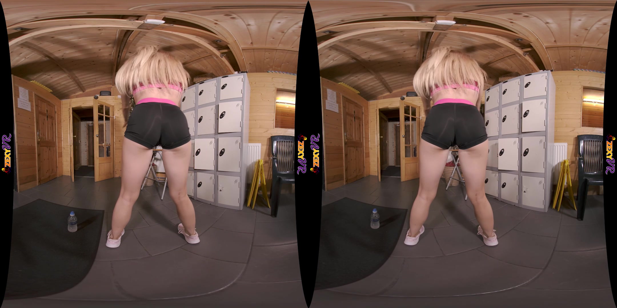 Your Personal Trainer featuring Lizzie - ZexyVR