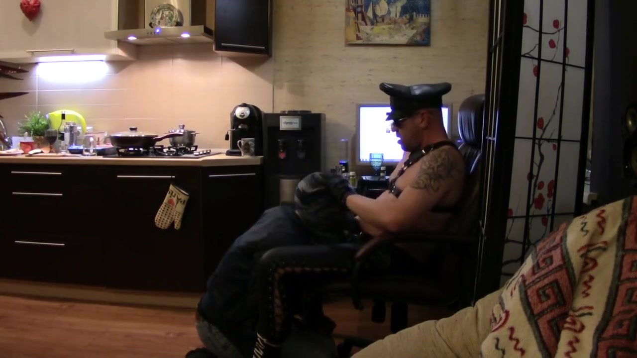 Bdsm Session With 19 Y.o. Slave -skinhead -lash Spit Slap And Punch In The Face With Leather Gloves