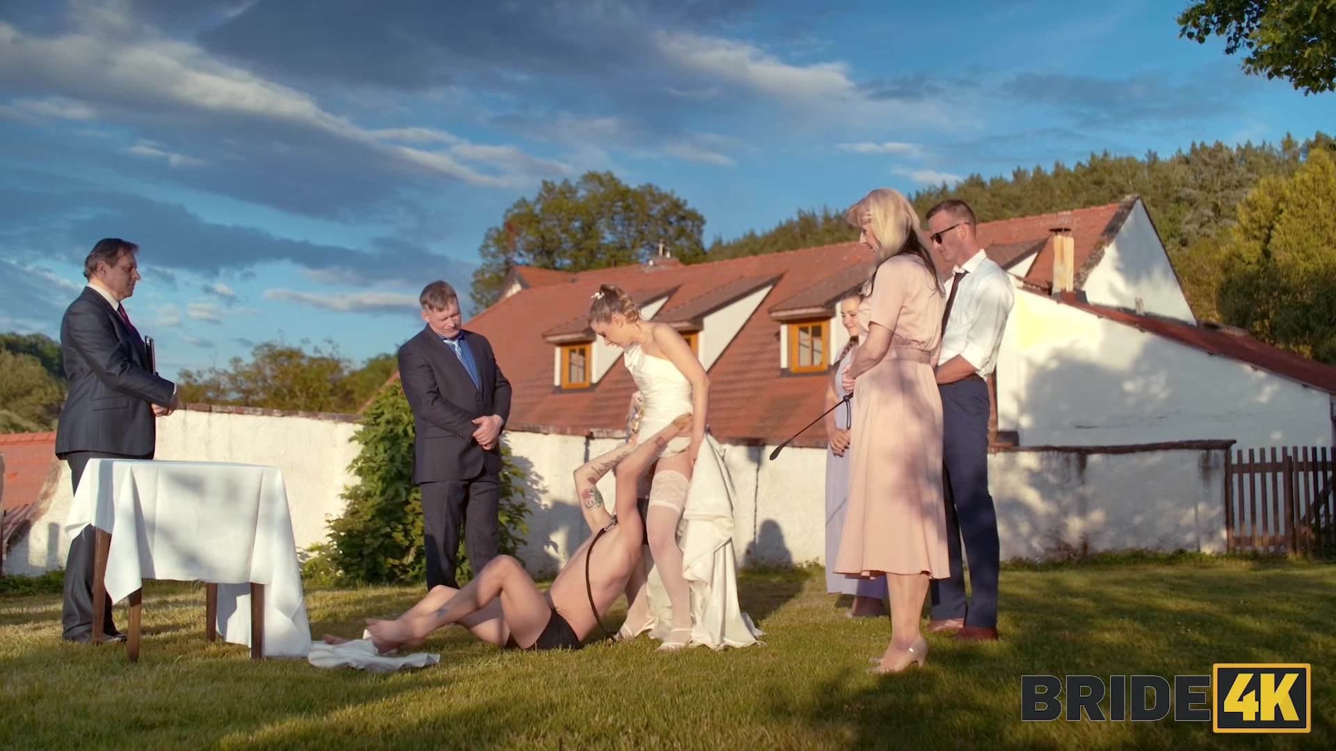 BRIDE4K. Lovely Love Scene