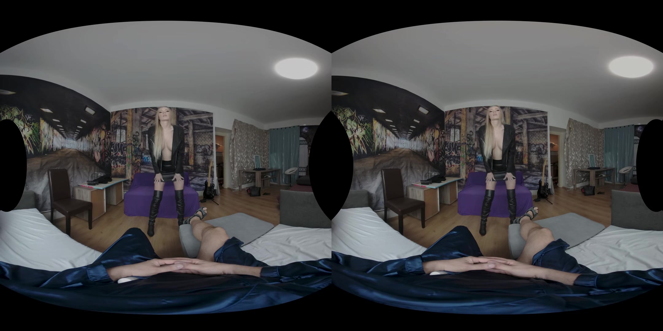 Florane Russell: Bad Girl - Povcentralvr - Sexlikereal