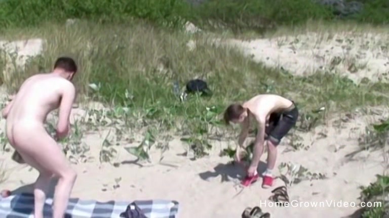 Sucking and fucking my hot stepdad at the beach