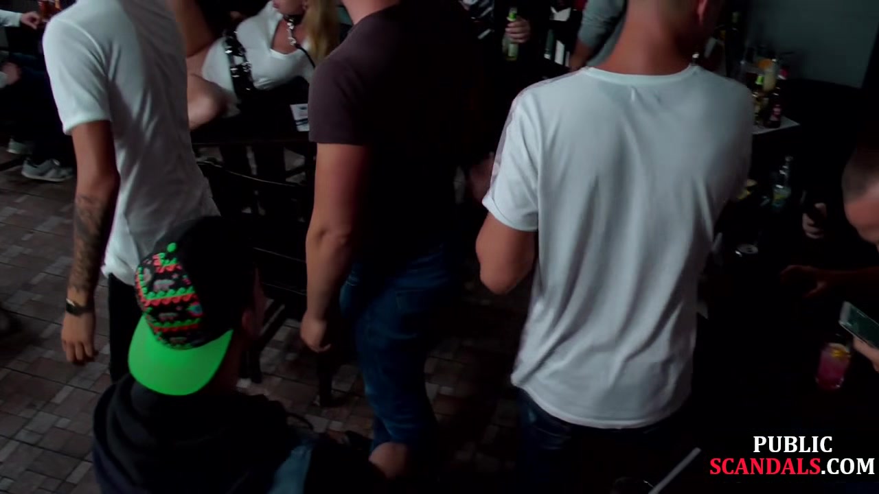 Public anal MILF fucked n fisted in 3way in front of