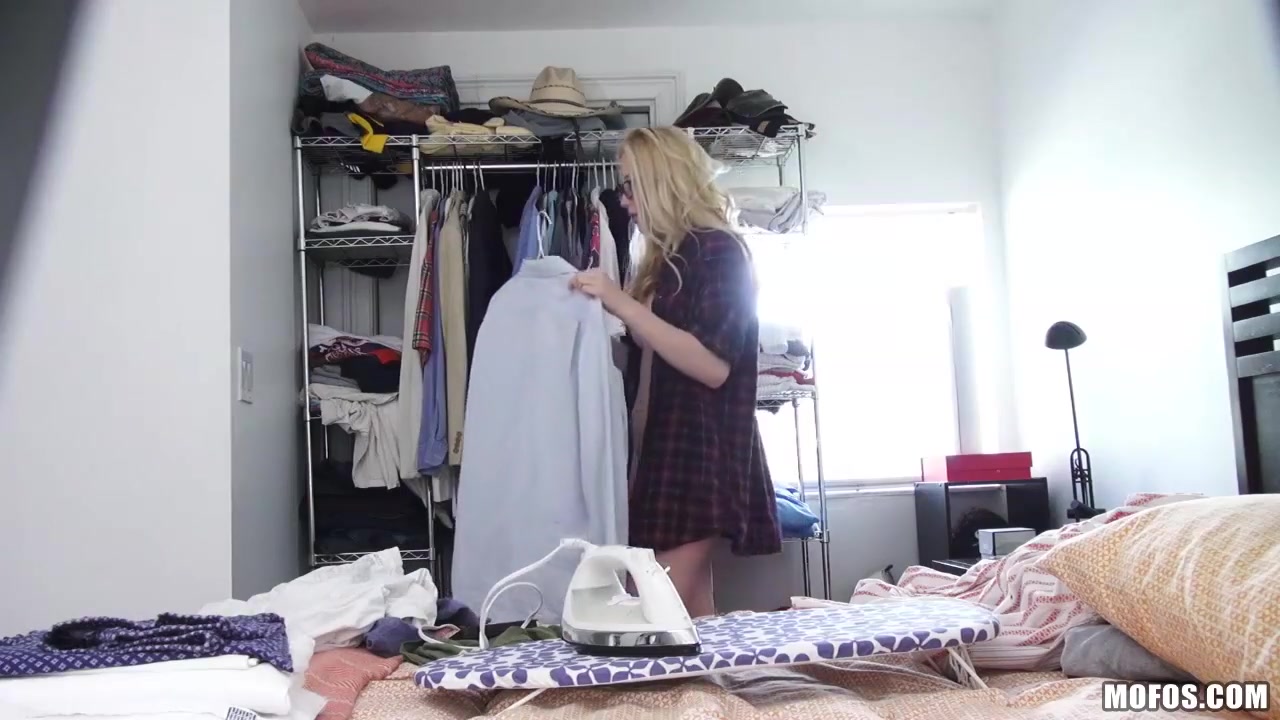 Horny girl caught on cam