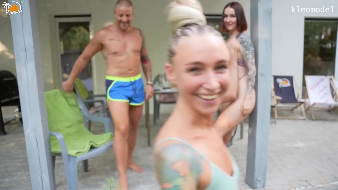 Swinging Real Amateur Foursome Leokleo In Action! With Owiaks