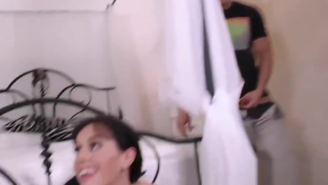 Cuckolding whore blacked
