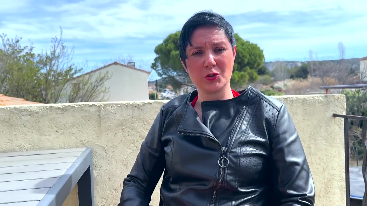 Kinuski, 31, takes us on a journey ... - Jacquie et Michel TV