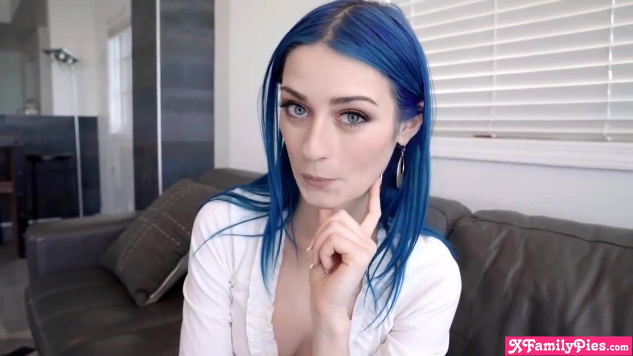My older stepsister Jewelz Blu is so fucking amazingly hot