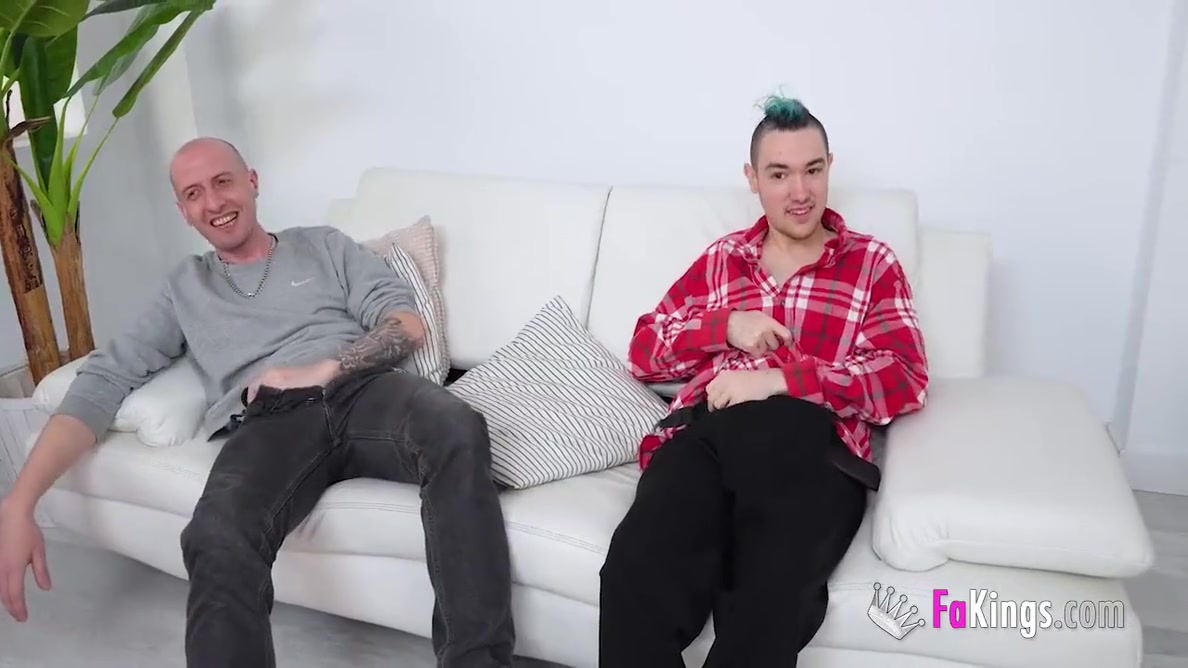 Curvy Is Back Years Later For An Astounding Sexy Blind Date! With Vicky Bren