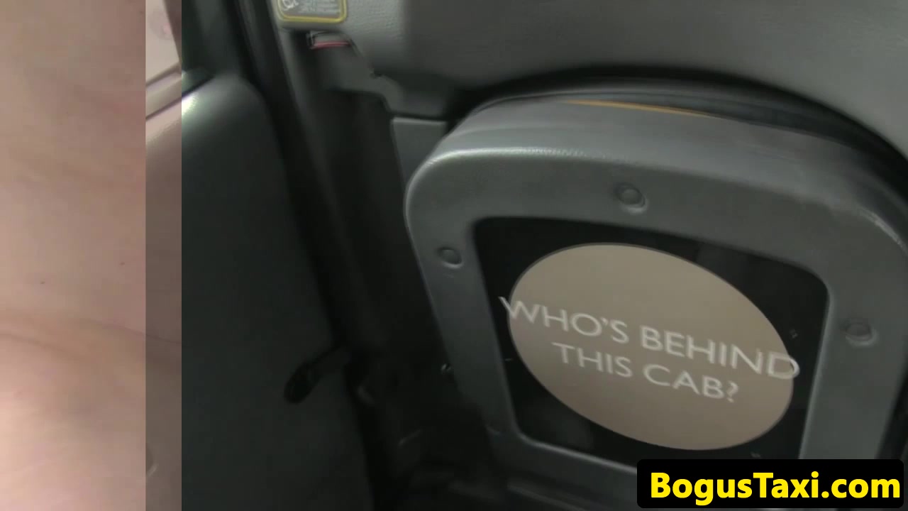 Real ebony cocksucker licking cabbies cum