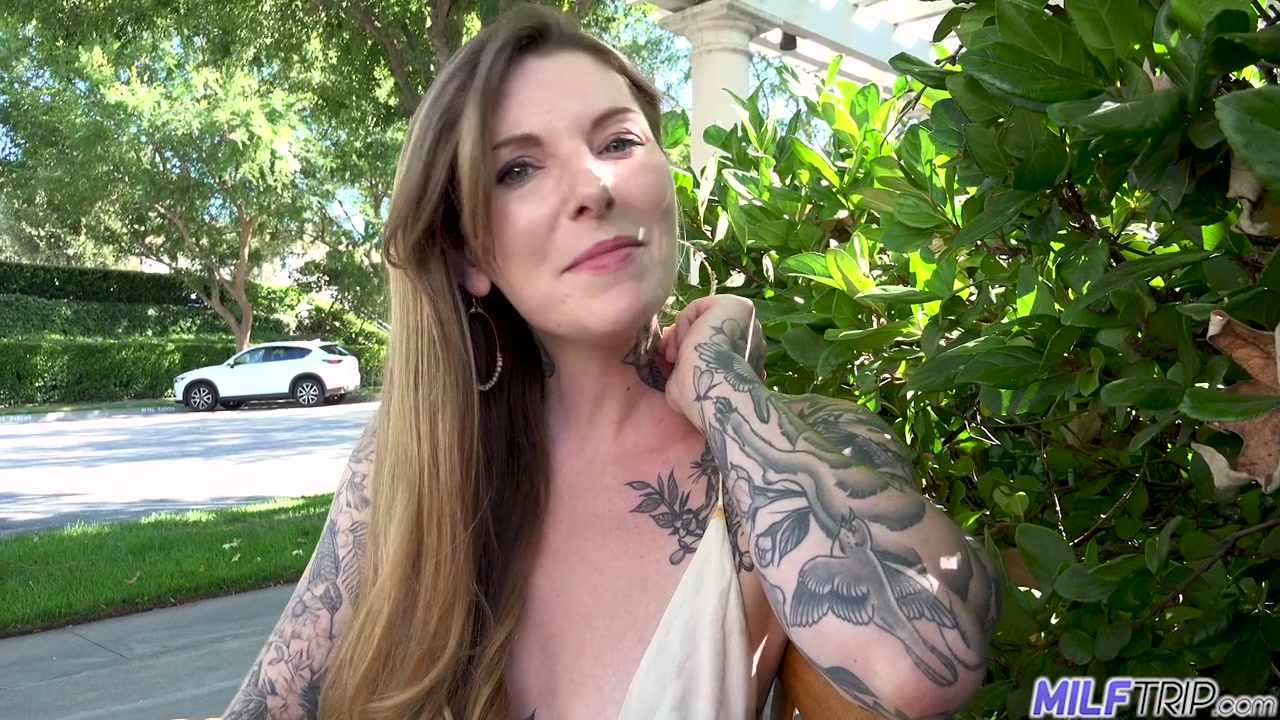 MILF POV Creampie - MilfTrip