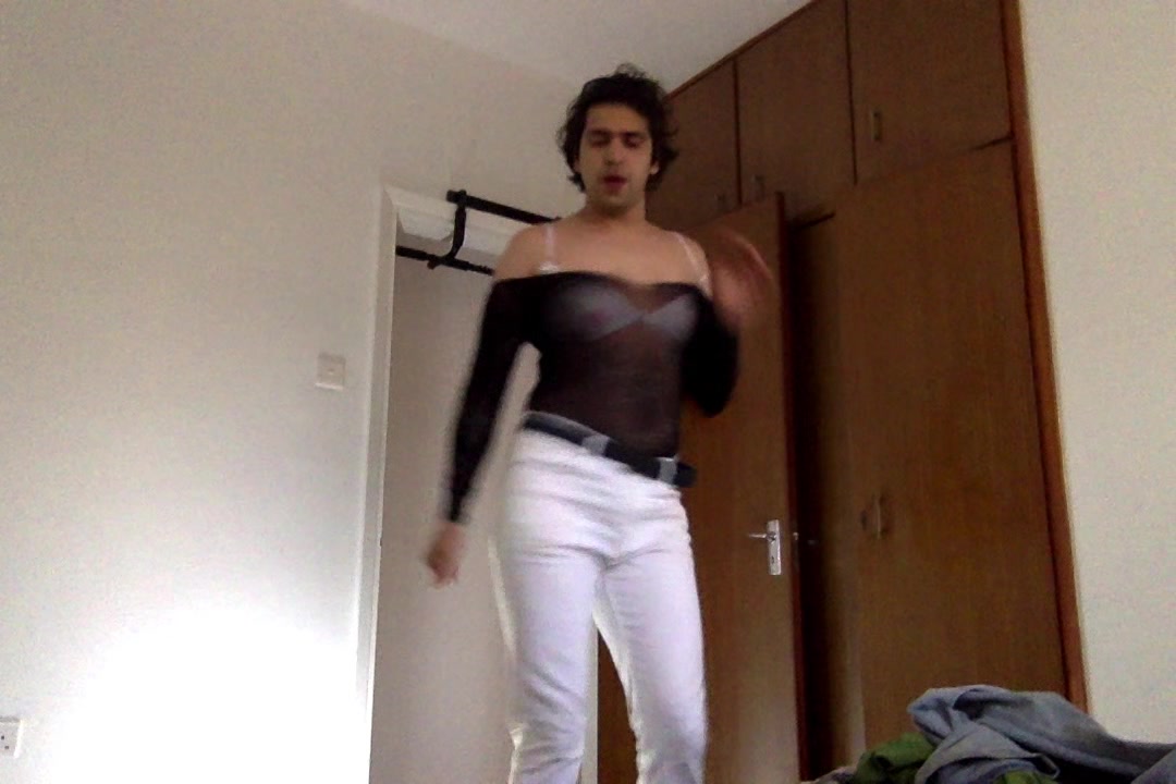 Sissy Dancing - 001 - The Comeback
