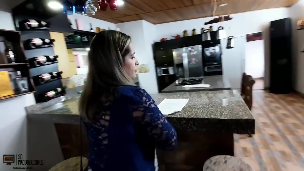 Me Follo A Una Milf Bien Rica En Mi Cabana - Porno En Espanol
