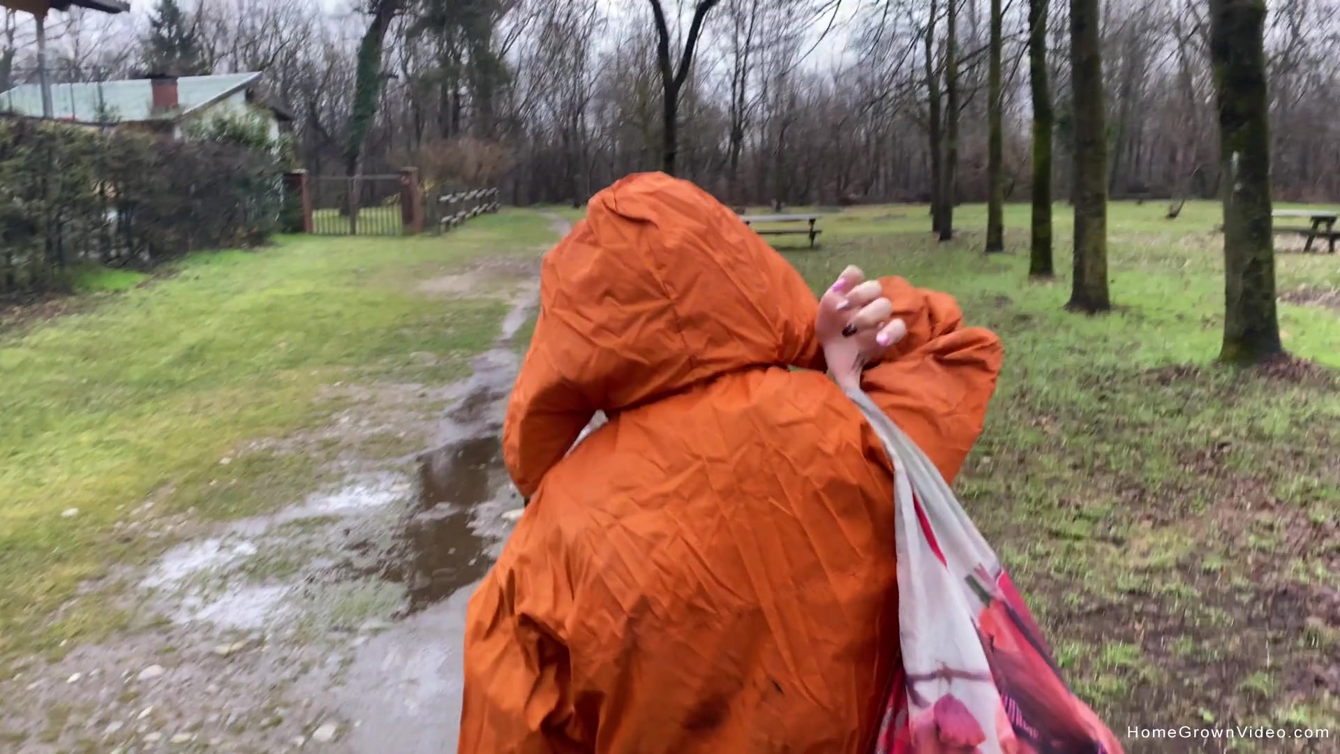 Amateur Banging In The Woods - Luna Green & Markus Green