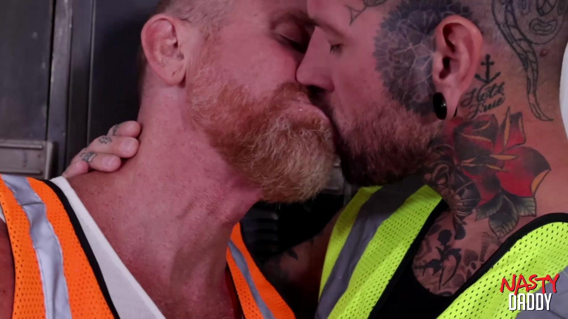 NASTYDADDY Conor Reid barebacked by tattooed Ryan Sebastian