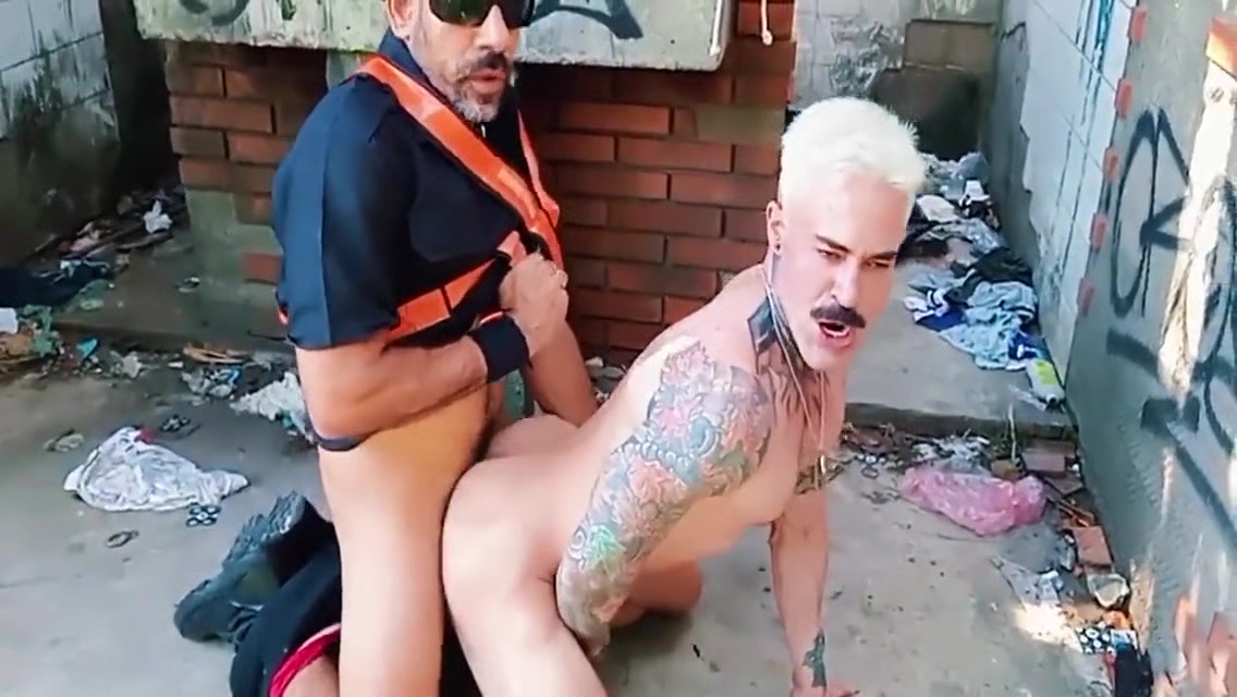 Final Do Expediente No Trabalho E Eu Fudi O Cuzinho Do Loirinho. Pediu Vitamina No Rabo .levou! 14 Min