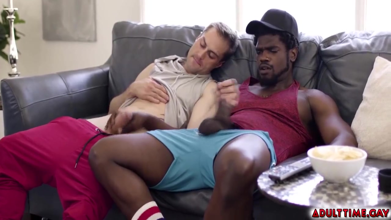 Straight Best Friends And Plays With Their Dicks With A Flesh Light And Gets Aroused And Started To Fuck. 6 Min With Devin Trez And Damien White