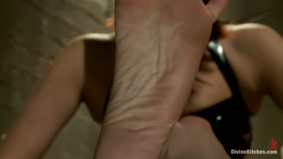 Maitresse Madeline's POV foot fetish teaser BONUS!