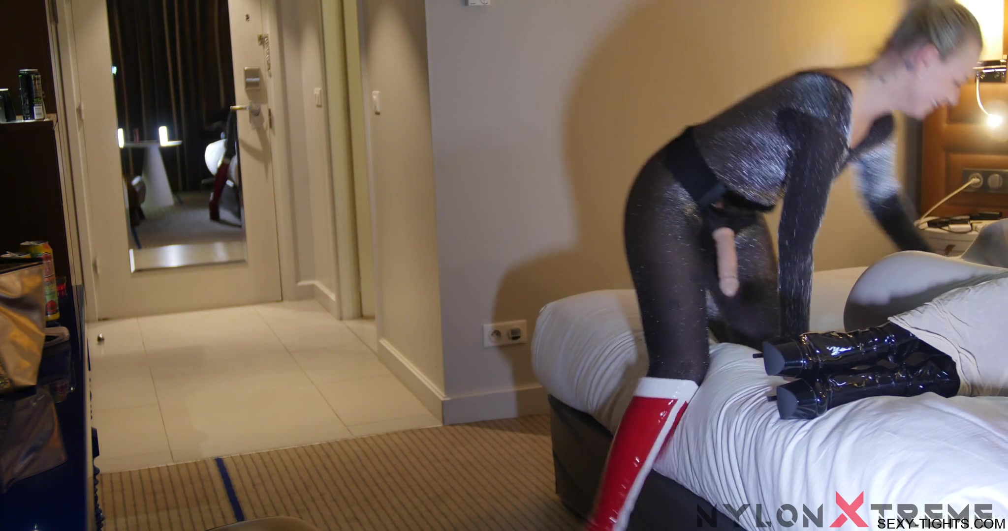 161 Glams Natacha Guapa Strapon Catwomen - Sex Movies Featuring Sexy Tights