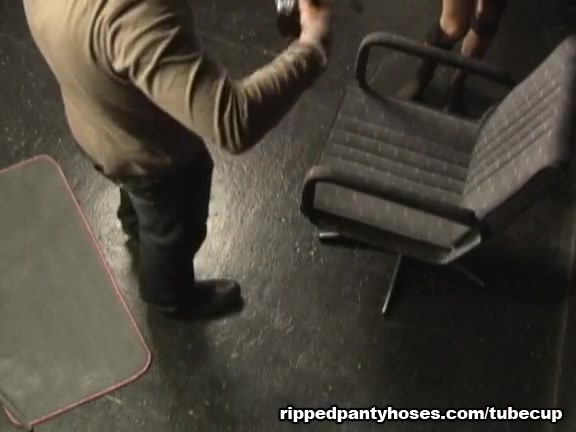 Skinny brunette broad gets her pantyhose messed up