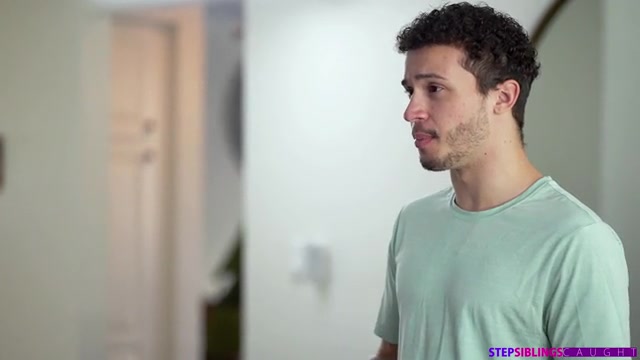 A New Whore - S20:E2 - Stepsiblingscaught